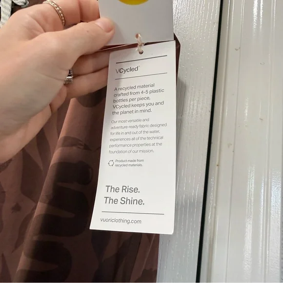 Vuori Cruise Boardshorts Men’s 32 Hazelnut Contigo Performance Stretch NWT - Picture 6 of 9